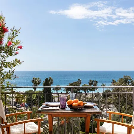 Apartment Unique Sea View Apartment, Center, 100m2 *